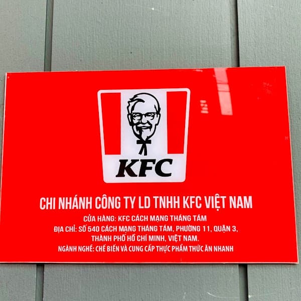 Hình ảnh KFC Cách Mạng Tháng Tám - 4