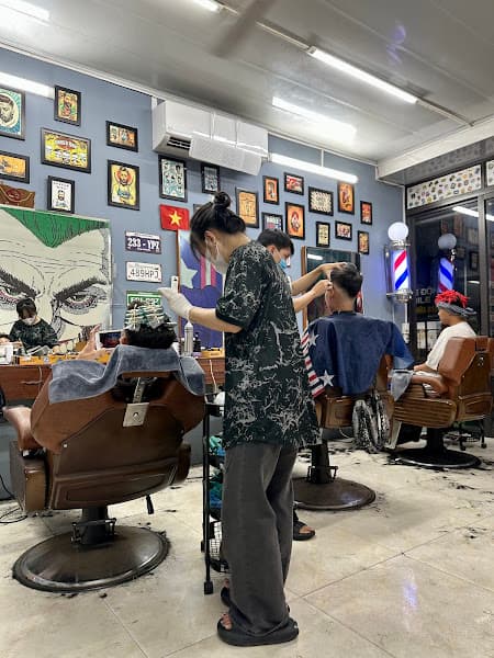 Hình ảnh FRIDAY BARBER HOUSE - Tiệm tóc nam - 4