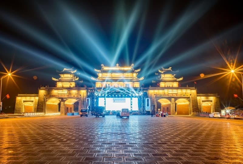 Hình ảnh Cổng chào vào Khu du lịch sinh thái Tràng An - 2