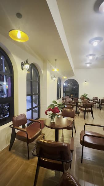 Hình ảnh AMIHA COFFEE AND TEA - 3