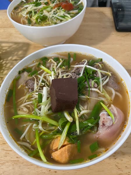 Hình ảnh Quán Phanh Mít - Bún Bò Huế & Bún Gà Ao Sen - 7