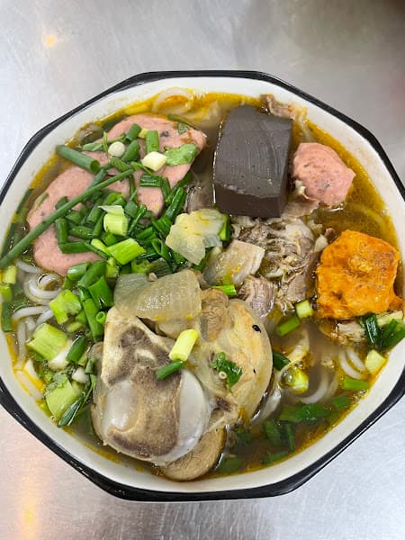 Hình ảnh BÚN BÒ GỐC HUẾ -THANH VÂN CƠ SƠ 3 - 2