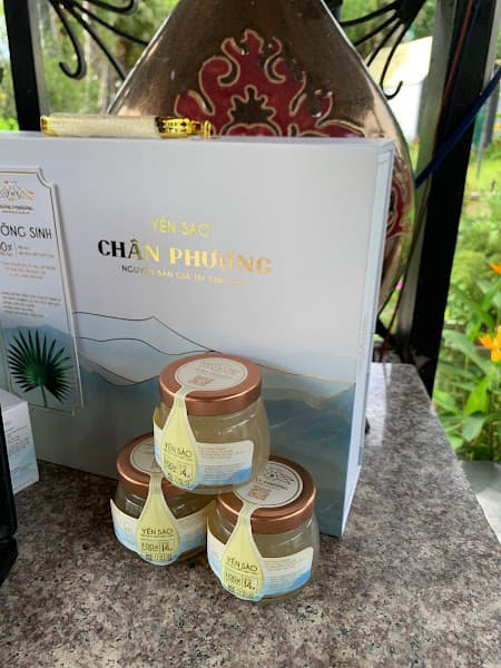 Ảnh bìa Chân Phương - Yến Sào & Mật hoa Thốt Nốt