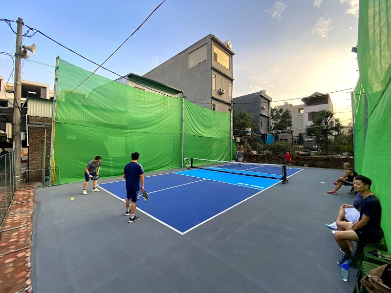 Sân pickleball