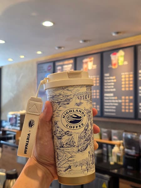 Hình ảnh Highlands Coffee 55 Nguyen Luong Bang HN - 2