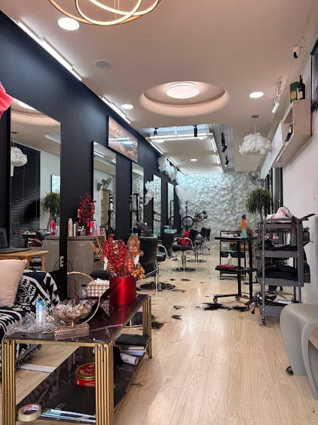 Nhật Châu Hair Design