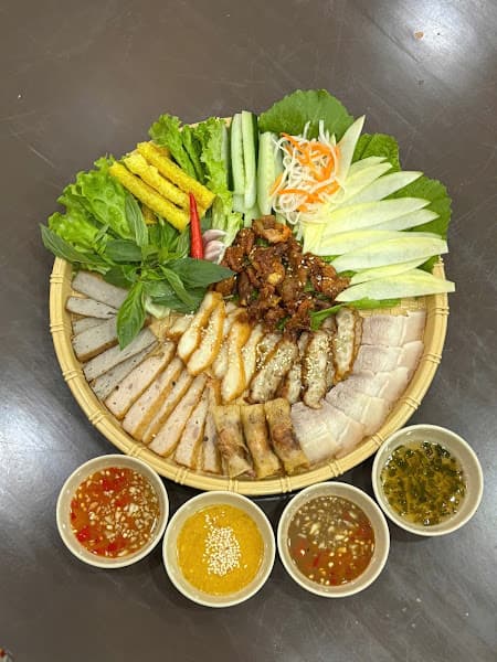 Hình ảnh Chita - Bánh ướt chồng dĩa đầu tiên tại Huế - 2