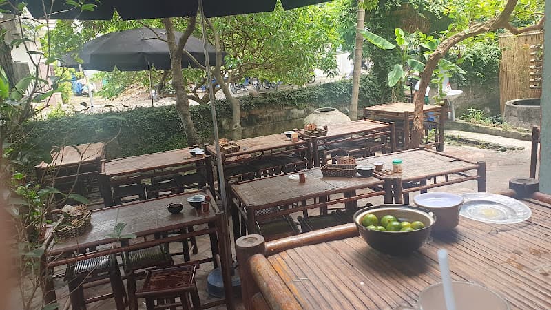 Trầm Sào Quán