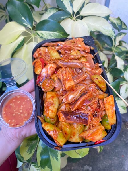 Sốt Thái Ăn Vặt Mẹ Golf