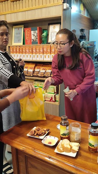 Hình ảnh Cafe Phước Hỷ - Hàng thông trăm tuổi GL - 8