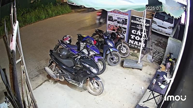 Hình ảnh Tuân Barber Shop - 4