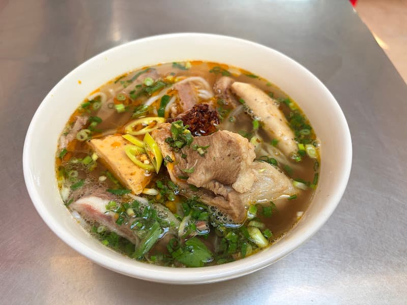 Hình ảnh Bún bò Tuấn Huyền - 2