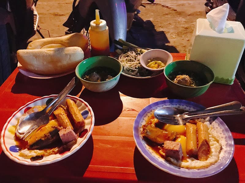 Hình ảnh Bánh mì - xôi gà Bùi Thị Xuân - 5