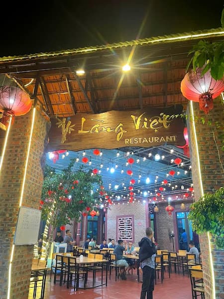 Nhà hàng dê Làng Việt