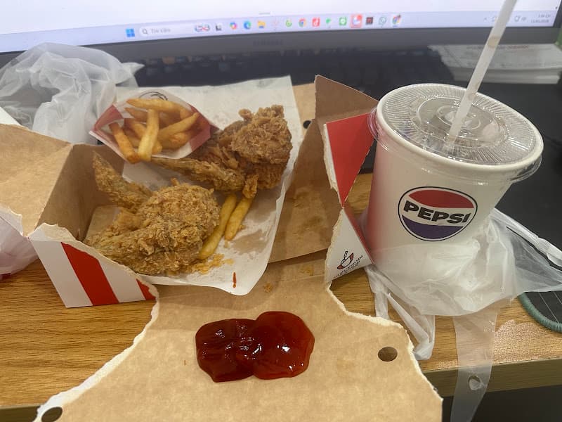 Hình ảnh KFC Tân Sơn Nhì - 2