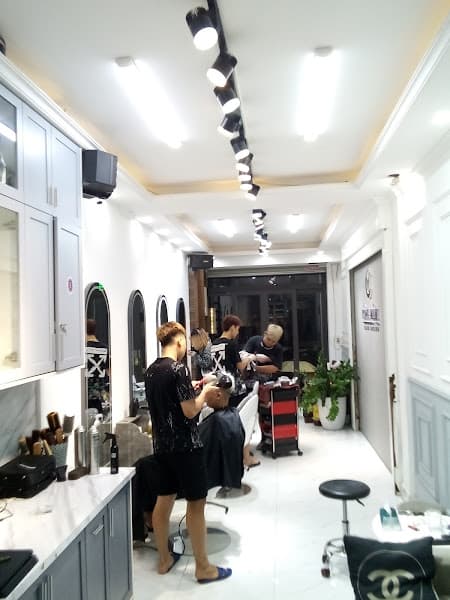 Hình ảnh Công Mậm Hair Salon Bạch Đằng - Tóc Nam, Nữ Hải Phòng - 3