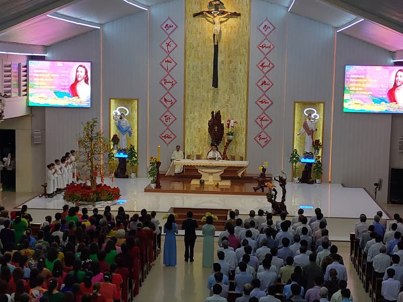 Hình ảnh Nhà Thờ Giáo Xứ La Ngà - 5