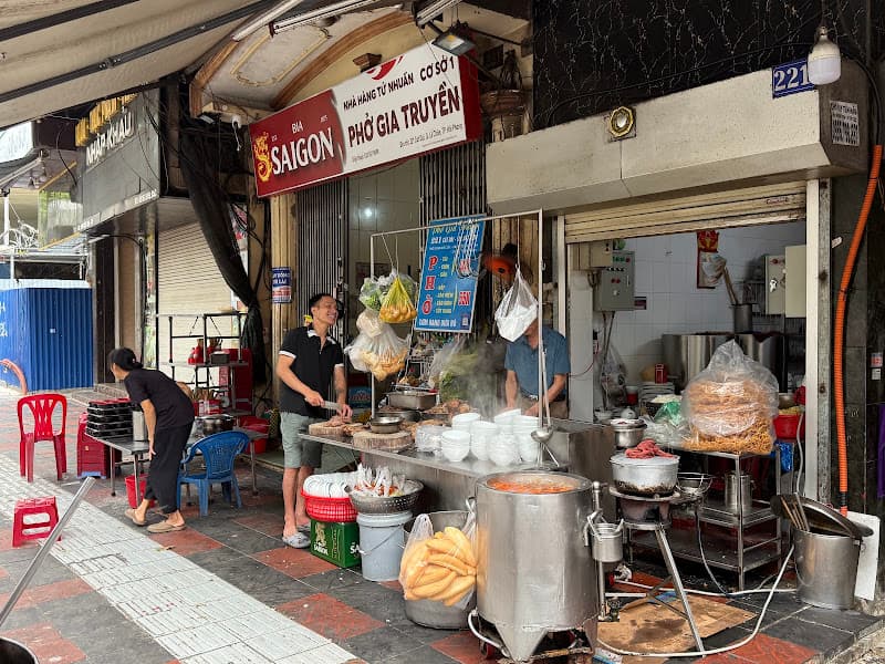 Nhà Hàng Tứ Nhuần