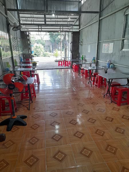 Quán Cơm Gia Đình