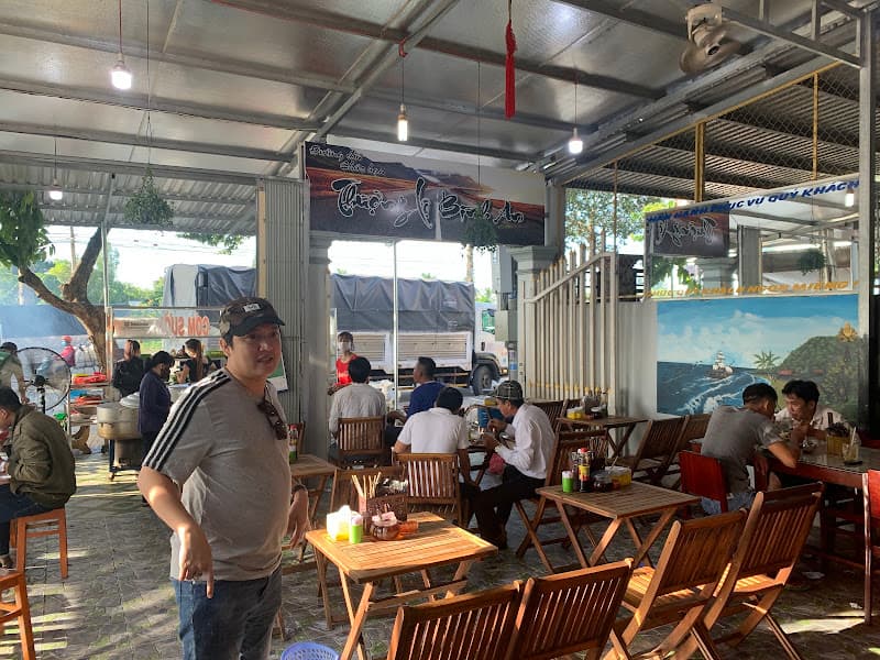 Hình ảnh Cơm Sườn Cọng ,bún Bánh Mì Thịt Nem Nướng Cô Ba - 5