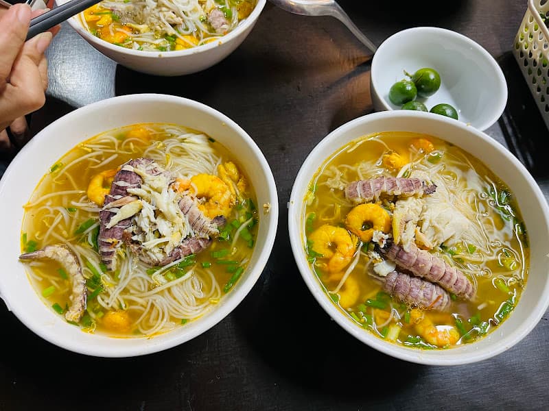 Hình ảnh Bánh Cuốn Chả Mực Bún Cù Kỳ Bà Lan - 2