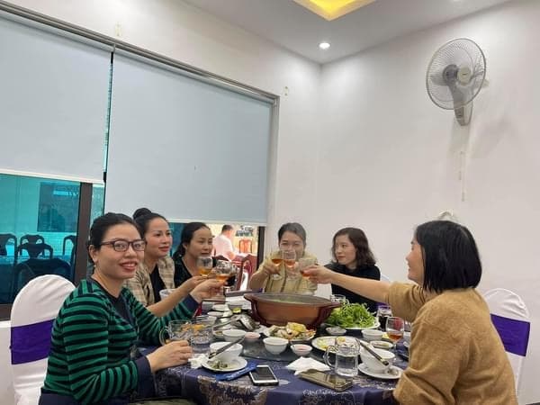 Ảnh bìa Nhà Hàng Hương Biển