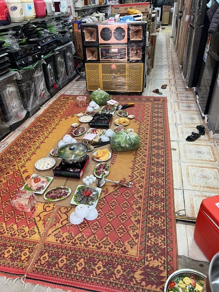 Hình ảnh Nhà Hàng Lịch Lãm - 2