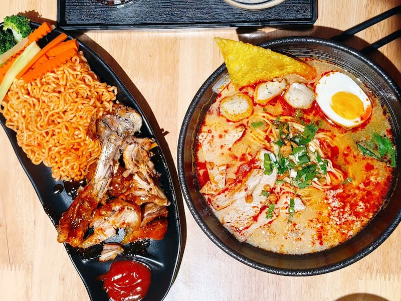 Hình ảnh Tiệm mì Khuya - 2