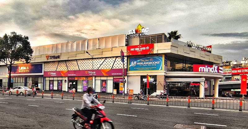 TPBank LiveBank Nguyễn Oanh