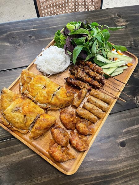 Hình ảnh Banh Xeo CUOI Restaurant - Banh Mi CUOI & Ha Noi Egg Coffee - 5