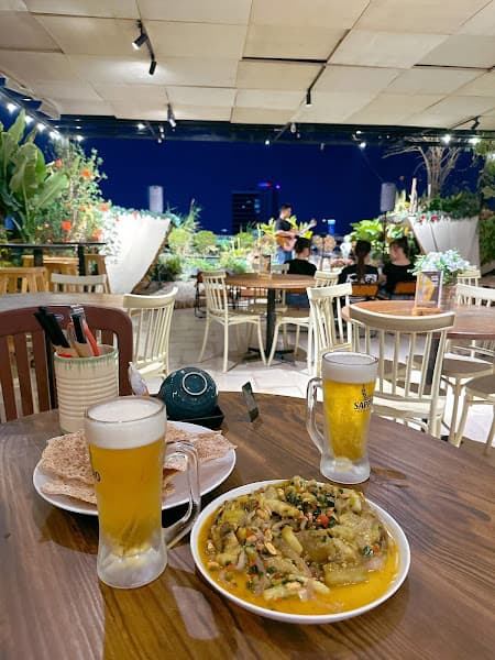 Hình ảnh Sky Rooftop Cafe & BBQ - 3