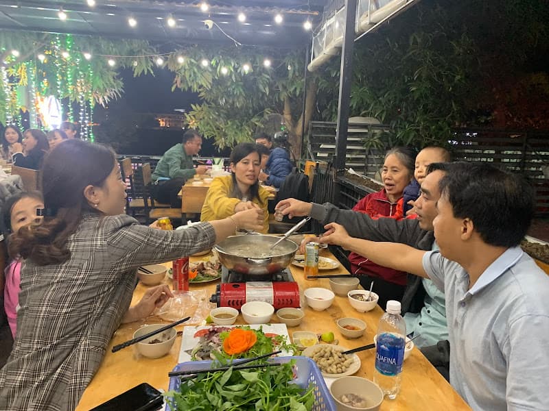 Hình ảnh Nhà hàng Thỏ đế vương - Cơm, lẩu, các món nhậu - 4