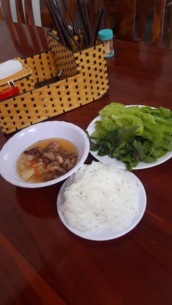 Hình ảnh Quán bún chả Hà Nội cô Hà - Núi Le - 3