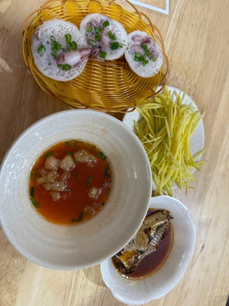 Bánh căn số 8 Tuyên Quang