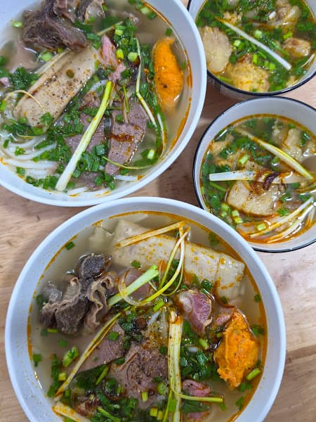 Hình ảnh Bún bò Huế O Châu | Bún bò Huế ngon quận Tân Phú | Bún bò Huế chuẩn vị - 2