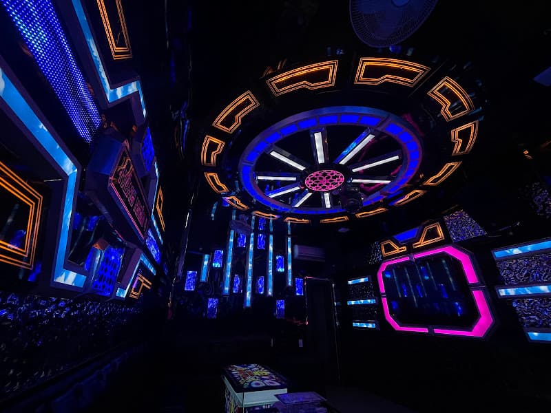 Karaoke Hồng Nhân 4