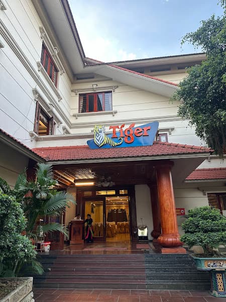 Nhà hàng Chim trời Tuấn Giang