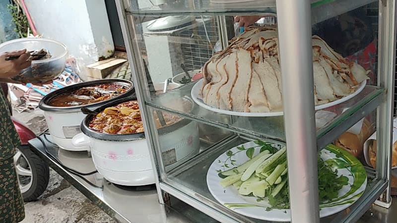 Hình ảnh Bánh Mì Oanh - 3