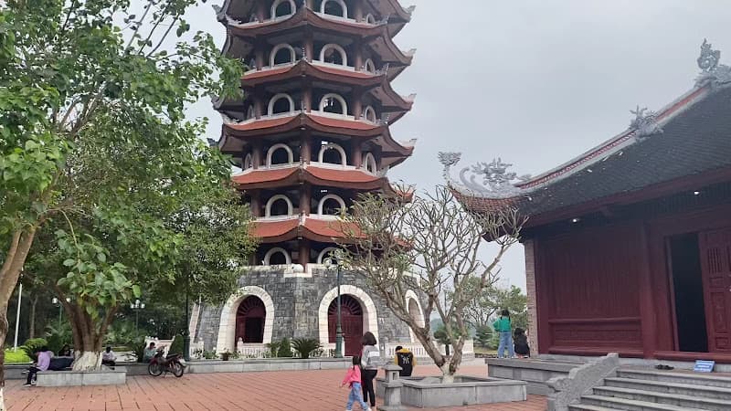 Hình ảnh Tháp Chuông Ngã Ba Đồng Lộc - 4