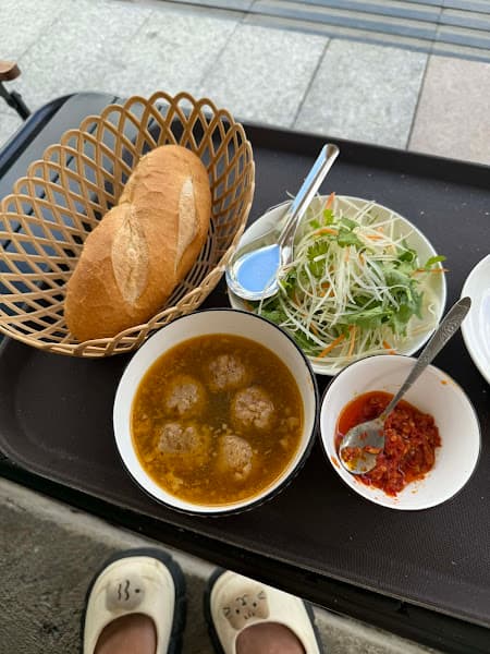 Hình ảnh Bánh mì xíu mại Má Tư - 3