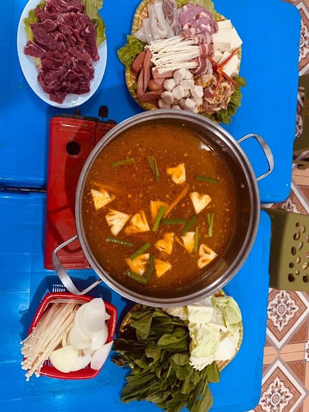 Quán nhậu vỉa hè