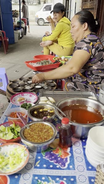 Hình ảnh Bánh căn Cô Tý - 3