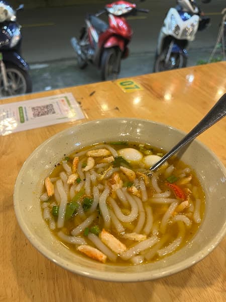 Hình ảnh Bánh canh ghe Tứ Quý - 3
