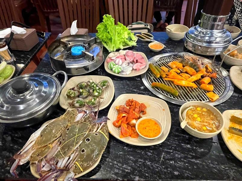 Hình ảnh BUFFET BA SẠCH - 3