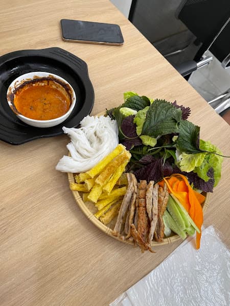 Hình ảnh Cafe đẹp ở Hạ Long - 4
