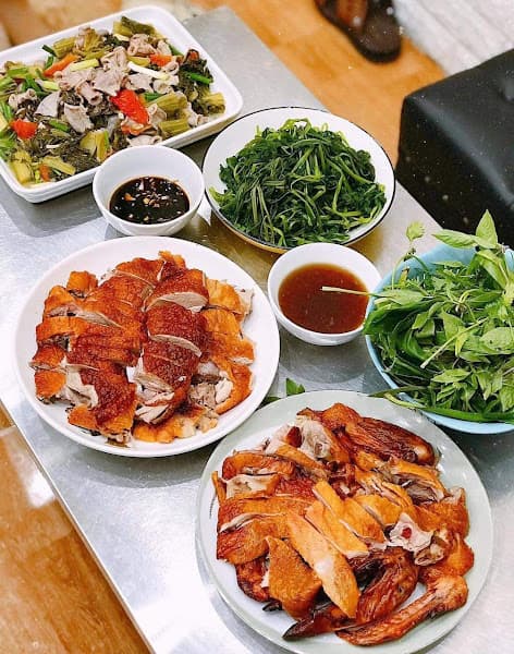 Vịt Quay Hoàng Hoa