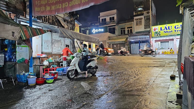 Hình ảnh Bánh Căn Vỉa Hè - 3