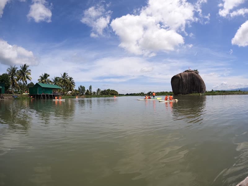 Hình ảnh Cúc Phương Quán - Đá Nam Tài - 4