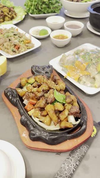 Hình ảnh Nhà Hàng 1990 - 2