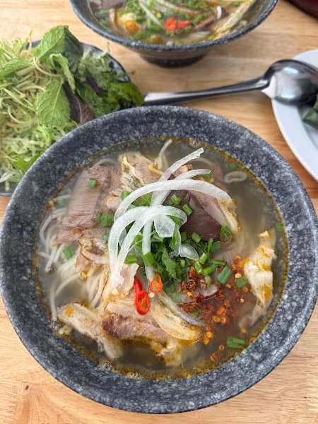 Hình ảnh Bún Bò Huế Hồng - 3
